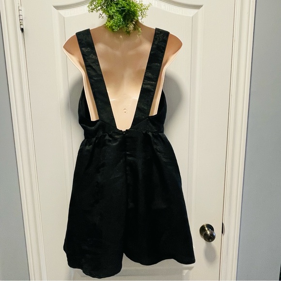 🌸3 for $30 H&M  Black Mini Dress sleeveless backless Party dress cocktail - Picture 7 of 17